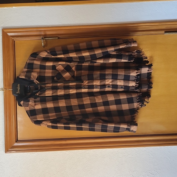 RISEN LOS ANGELES plaid shacket - Picture 2 of 8